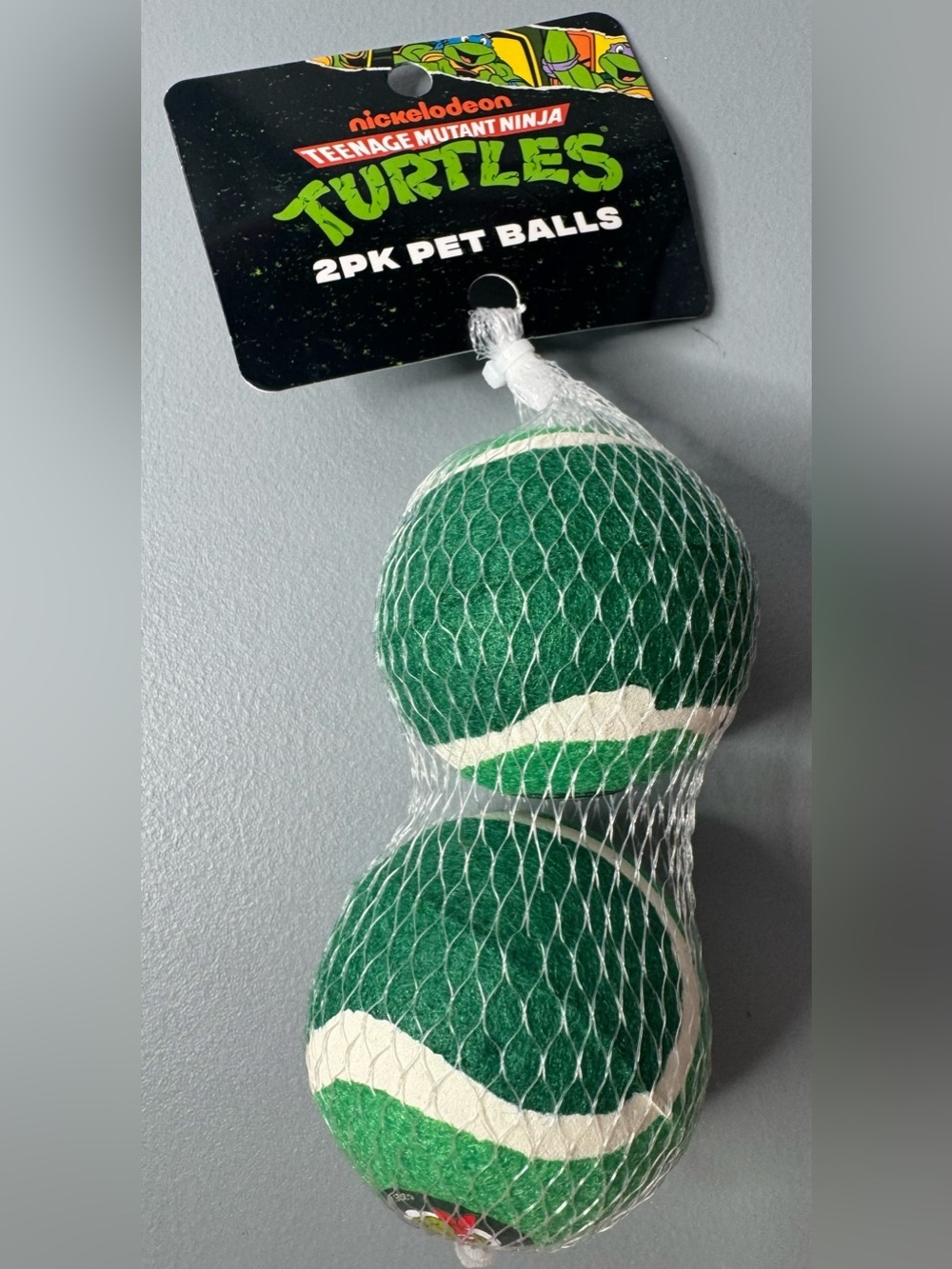Nickelodeon Teenage Mutant Ninja Turtles 2-Pack Pet Balls bouncy dog toy Raphael